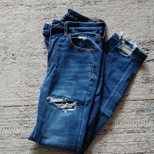 2 For 30! AEO Curvy High Waisted Detroyed Blue Jeggings